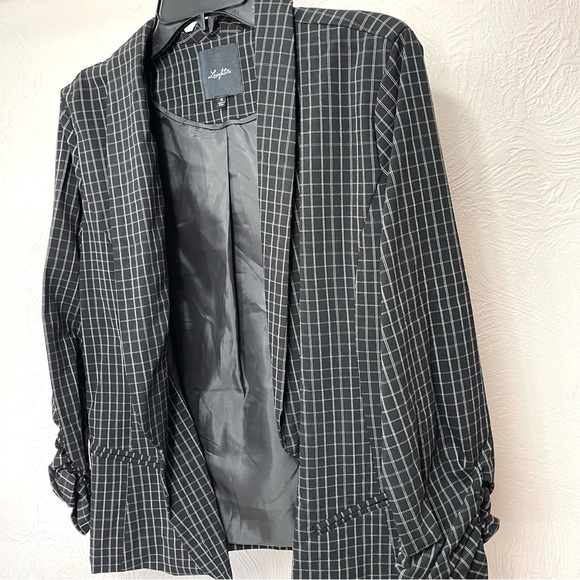 Black window pane print blazer - Picture 2 of 8